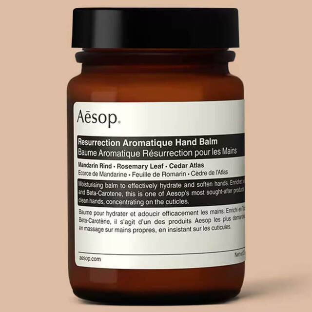 prelevato dalla sua immagine di vetro ambrato da 120mL